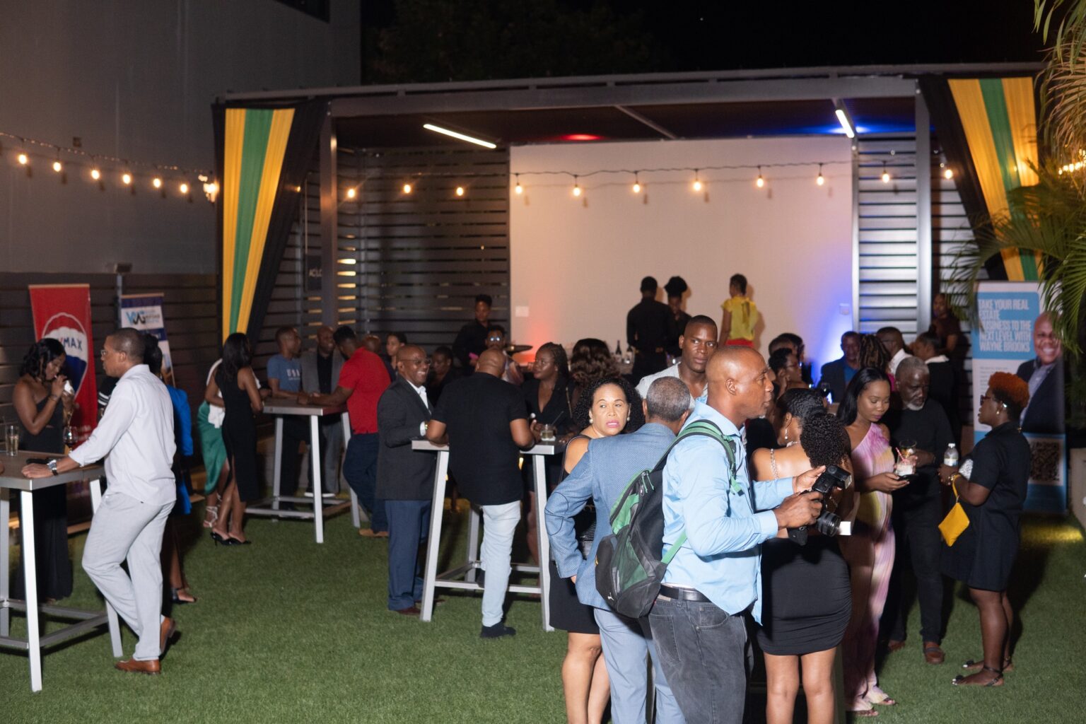 368242167_754525383351351_4813042042088033927_n